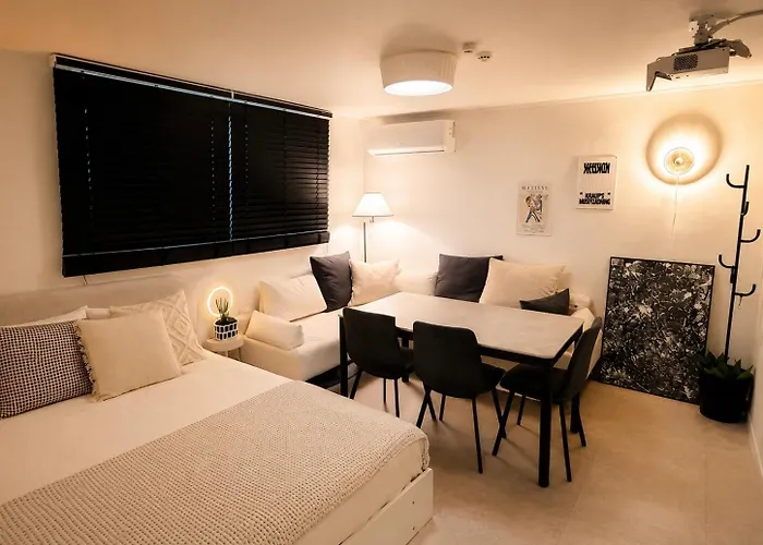 New Luxury Hideout !! Jamsil, Kspo Dome, Lotte World, Free Netflix * Séoul