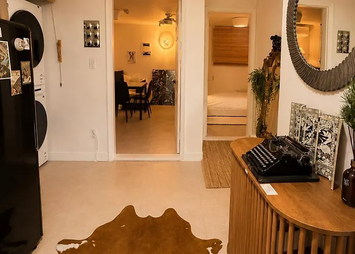 New Luxury Hideout !! Jamsil, Kspo Dome, Lotte World, Free Netflix